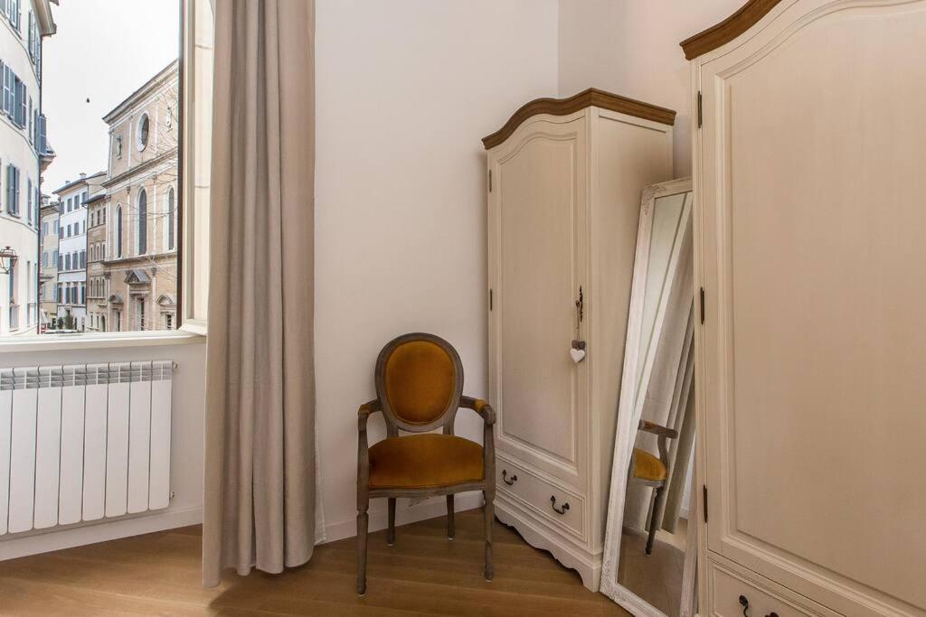 Navona Atmosphere A Few Meters From Piazza Navona !! Bagian luar foto